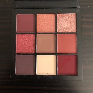Huda Beauty Mauve Obsessions